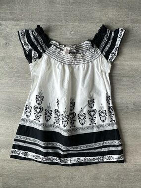 Vintage Sirens Black and White Smocked Off-Shoulder Top Made in USA